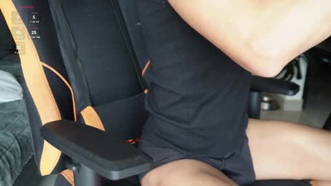 VITO BENZ online show from April 7, 1:44 pm