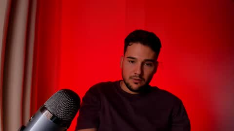 Vito Ferrer online show from December 6, 8:18 pm