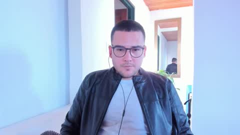 Vito Ferrer online show from February 26, 10:18 pm