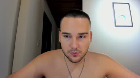 Vito Ferrer online show from January 14, 3:01 am