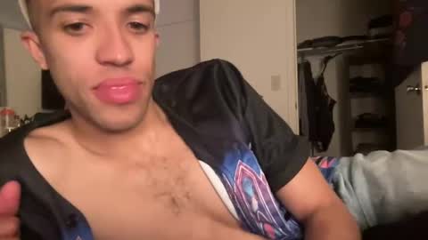 vivatrill online show from January 22, 7:03 am