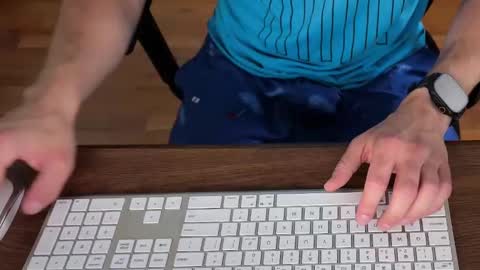 Snapshot of voterki796 chatting on September 15, 5:25 pm voterki796 online show from September 15, 5:25 pm