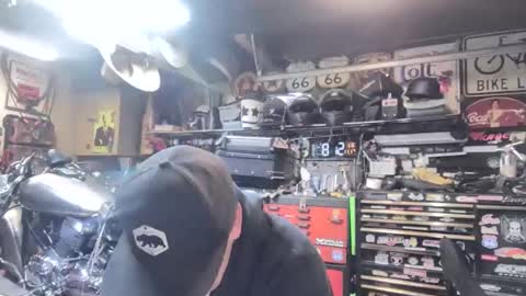 wakesblowinclouds online show from November 18, 4:05 am