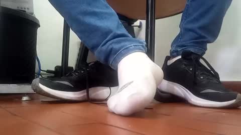 Snapshot of waltherfeet_ chatting on January 31, 5:21 pm WaltherFeet online show from January 31, 5:21 pm