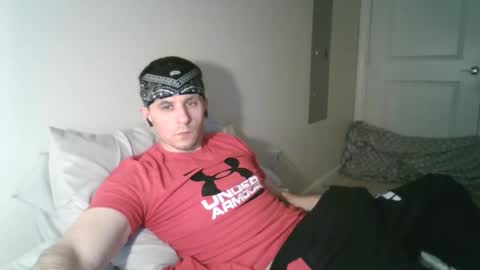 Snapshot of wannagetwitu chatting on October 29, 3:20 am SEND ME TIPS WHEN OFF LINE online show from October 29, 3:20 am