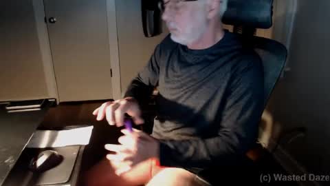 Snapshot of wasted_daze_ chatting on January 24, 1:13 am wasted_daze_ online show from January 24, 1:13 am