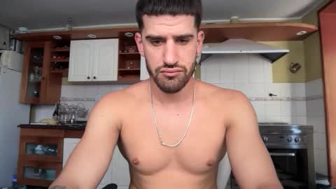 wearetwo online show from March 26, 2:32 pm