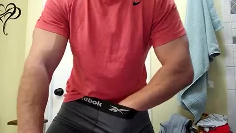 waynekent80 online show from December 18, 11:01 pm