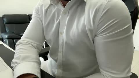 Weapon X online show from April 20, 3:20 am