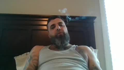 Snapshot of weezy210 chatting on March 2, 2:25 pm Weezy online show from March 2, 2:25 pm
