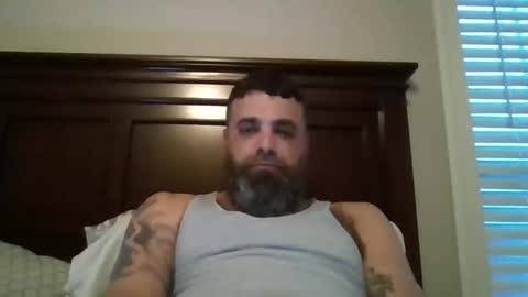 Snapshot of weezy210 chatting on February 20, 11:10 pm Weezy online show from February 20, 11:10 pm