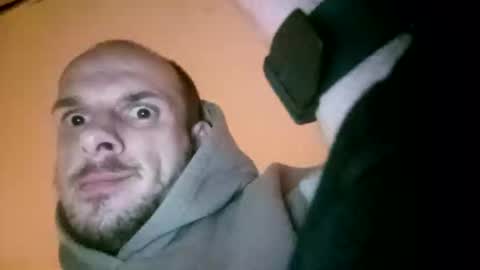 wehaaaa online show from April 4, 4:09 am