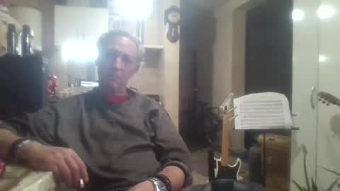 wg_colbert_noir online show from September 14, 3:47 pm