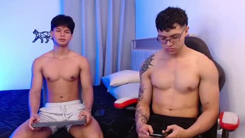 Snapshot of whipped_ripped chatting on October 1, 1:48 pm whipped_ripped online show from October 1, 1:48 pm