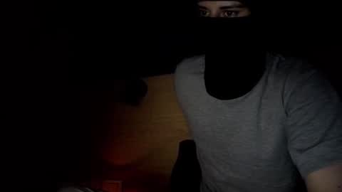 whispero_o online show from December 1, 1:58 pm