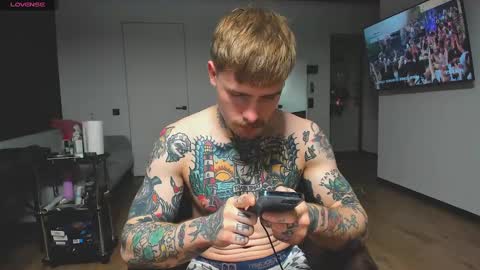 Max online show from December 17, 4:34 am