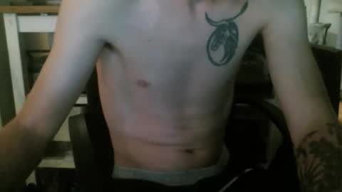 whiteboyslim21 online show from October 19, 6:28 am