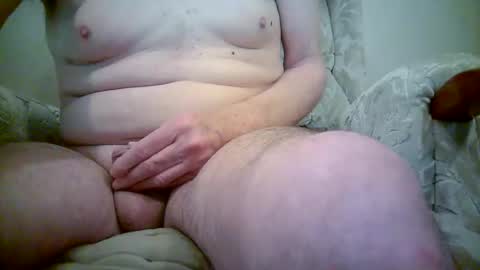 whitebriefs009 online show from December 1, 11:02 am