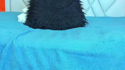 Dylan white online show from September 18, 7:16 pm