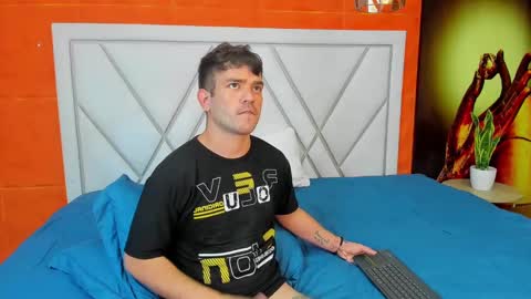 Dylan white online show from February 18, 6:39 pm