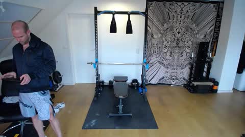 whiterabbit_86 online show from October 30, 11:44 am