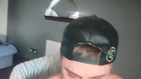 BiSlutyBoy online show from February 18, 11:11 am