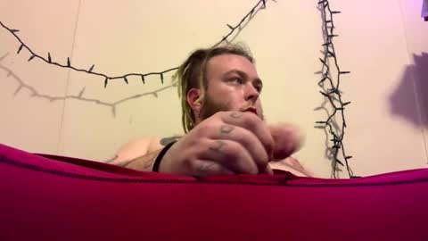 wicked_clown665 online show from December 17, 4:42 am