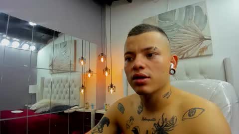 wild online show from February 24, 4:46 am