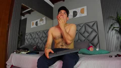 william_steel_ online show from September 25, 12:26 pm