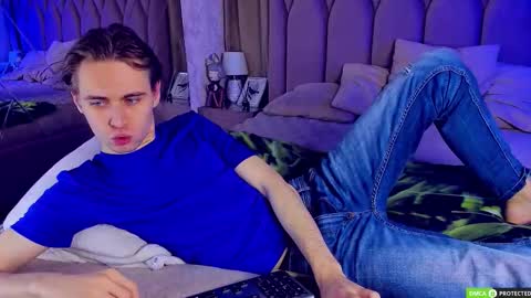 William online show from November 23, 4:23 am