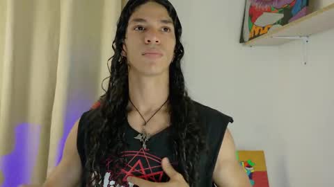 willy_veins online show from September 14, 3:36 pm