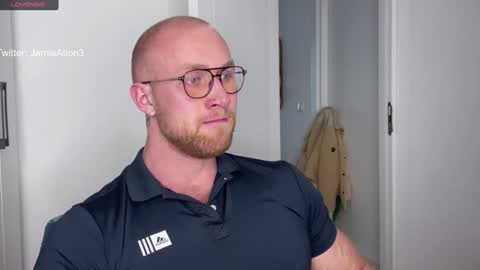 Wlademar online show from December 8, 1:03 pm