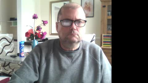 Snapshot of wobble444 chatting on October 10, 8:52 am wobble444 online show from October 10, 8:52 am