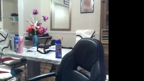 Snapshot of wobble444 chatting on October 12, 12:04 am wobble444 online show from October 12, 12:04 am