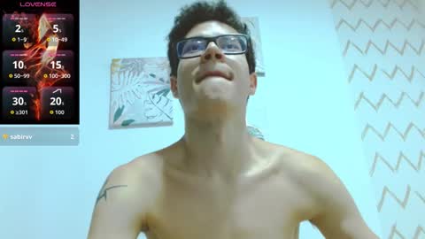  W O L F  online show from November 11, 12:10 pm