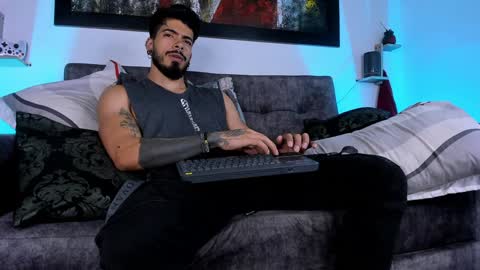 wolferatus online show from February 6, 12:00 am