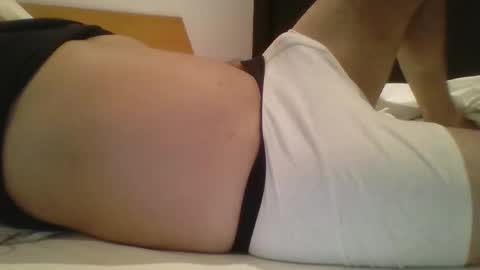 Snapshot of wolfylatinoplayfull chatting on February 24, 5:54 am wolfylatinoplayfull online show from February 24, 5:54 am