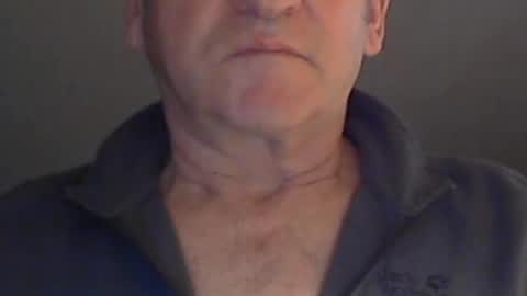 Wuki online show from December 15, 2:37 pm