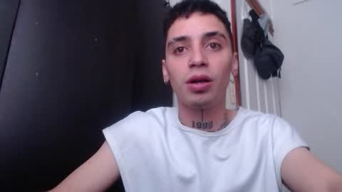 xalejo_max online show from November 18, 5:27 pm