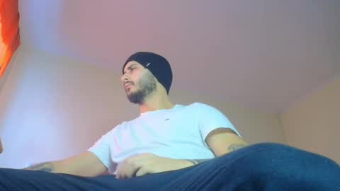 Snapshot of xandercagex chatting on January 17, 10:11 am XanderCageX online show from January 17, 10:11 am