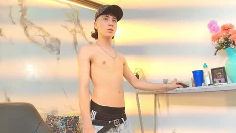 xandergrey8 online show from March 15, 7:09 pm