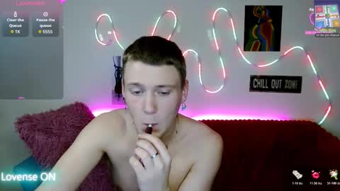 xavier_night81 online show from November 19, 10:26 am