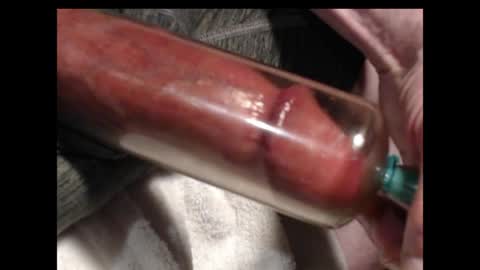 xloadzzz online show from April 5, 12:01 pm