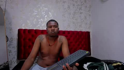 R A Y online show from April 18, 7:07 pm