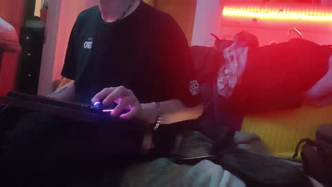 Johnny online show from February 25, 9:20 am