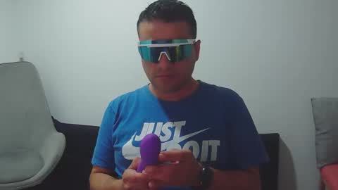 angel online show from November 11, 2:27 am