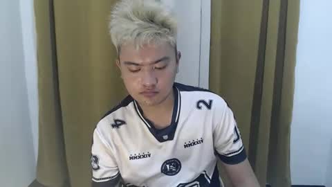 Loyd online show from January 9, 6:46 pm