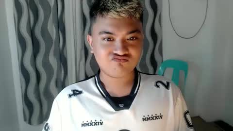 Loyd online show from March 19, 7:06 pm