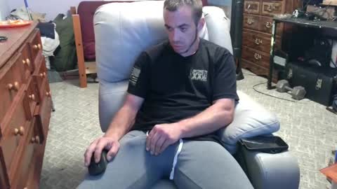Snapshot of xxscubastevexxx chatting on September 27, 3:26 am xxScubaStevexx online show from September 27, 3:26 am