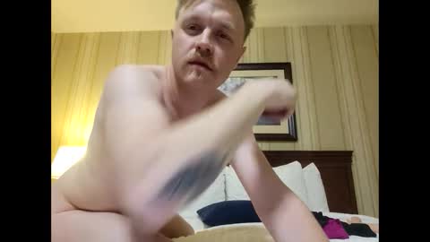 Snapshot of xxsexyblondeboyxx chatting on December 19, 5:29 am xxsexyblondeboyxx online show from December 19, 5:29 am